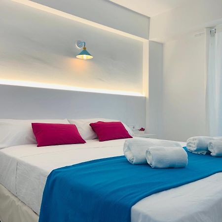 יורט דה מאר Seafront New Apartment Boutique מראה חיצוני תמונה